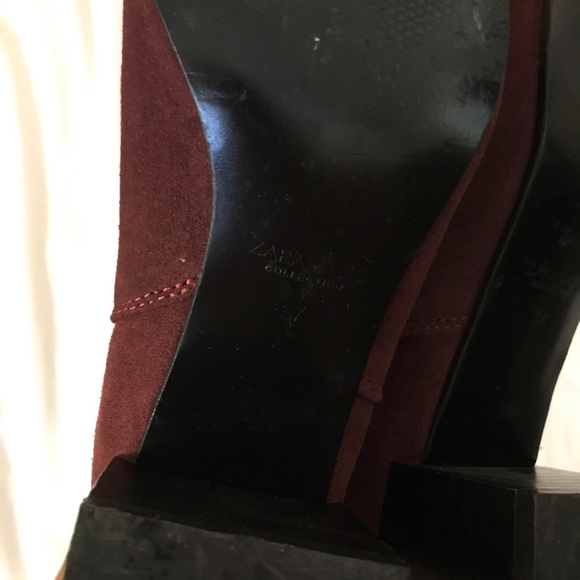 Zara Basic Burgundy Suede Chunky Heel Pull On Booties Square Toe Size 6.5 - Picture 8 of 8